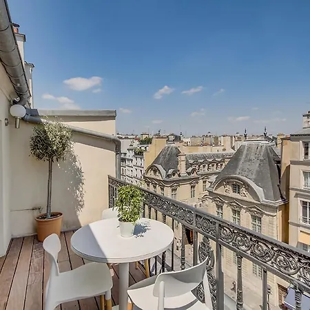 Beautiful With A Terrace In Le Marais 巴黎